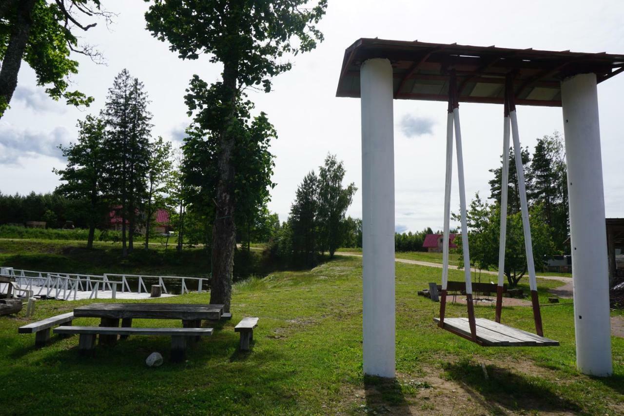 Pilskalni Hotel Ivande Buitenkant foto
